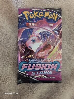 Pokemon Sword & Shield Fusion Strike Booster Pack